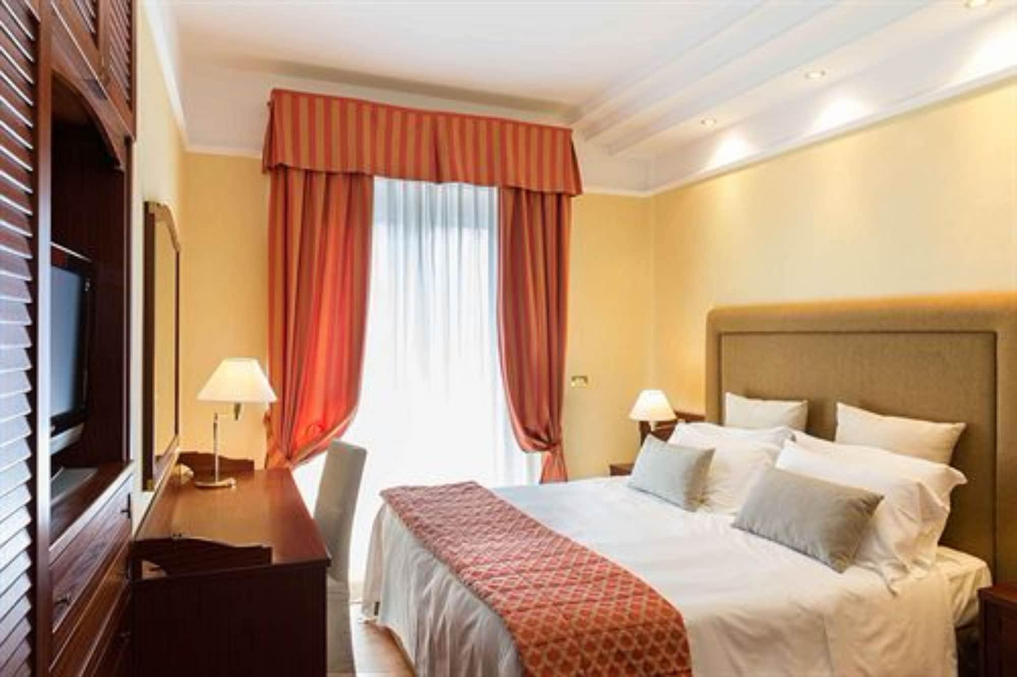 Hotel Lungomare Riccione Exterior photo